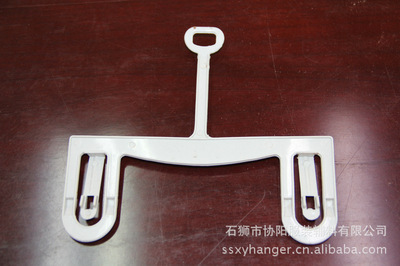 石狮市协阳服装辅料 专业生产优质服饰衣架，长期批发销售